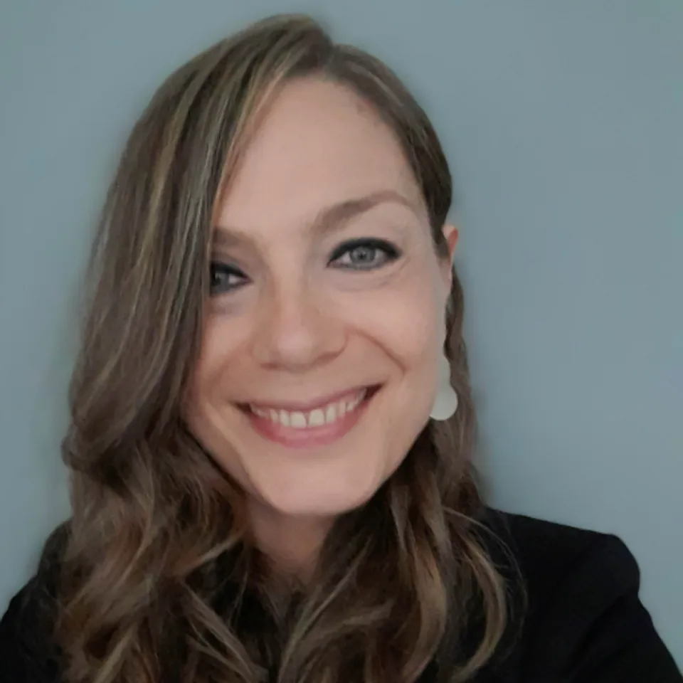 Laurence Vali - Conseillère immobilier IAD France